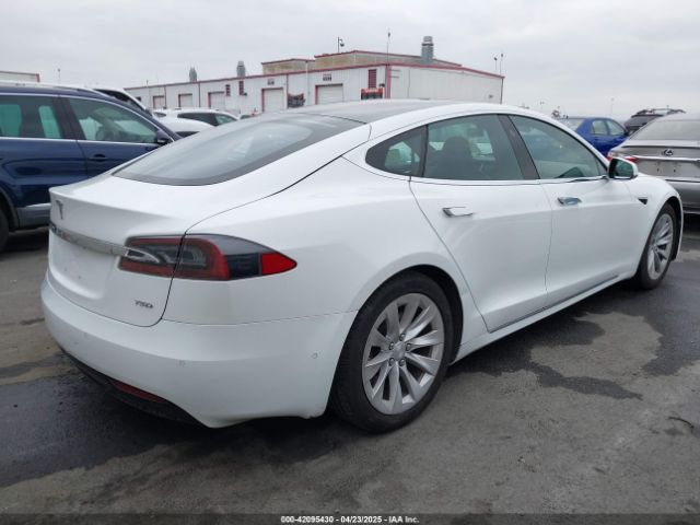 2018 TESLA MODEL S 5YJSA1E23JF239843 Photo 3