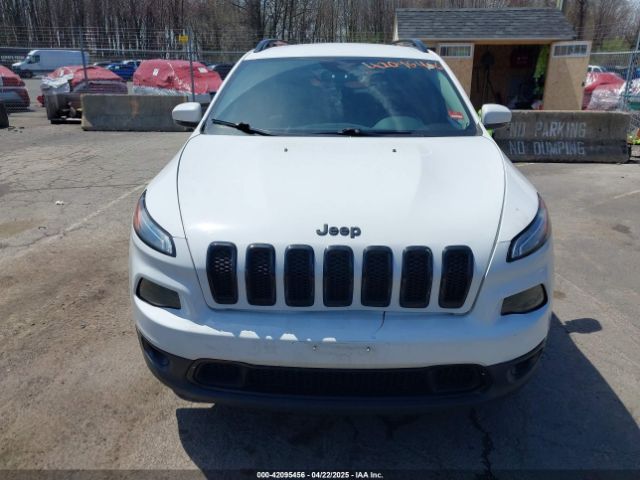 1C4PJMDB7JD592439 Jeep Cherokee Limited 4x4