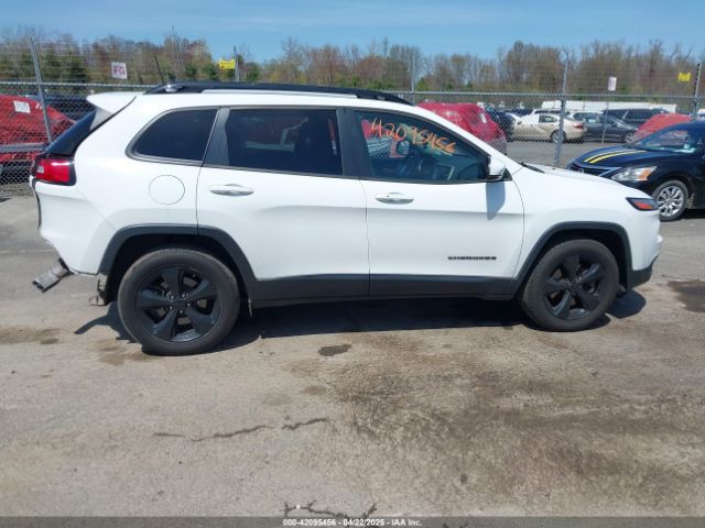 1C4PJMDB7JD592439 Jeep Cherokee Limited 4x4