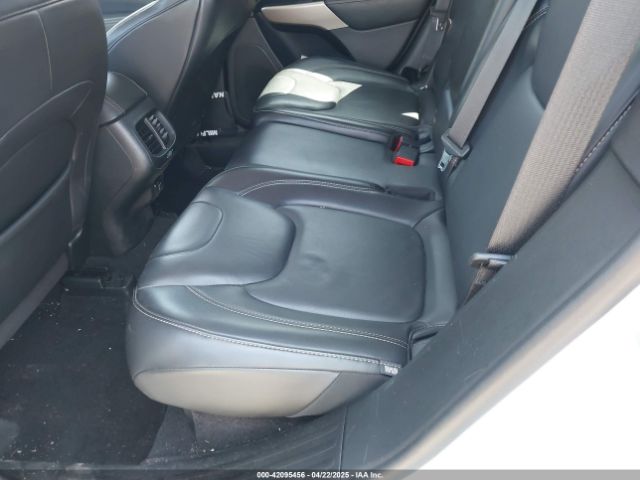 1C4PJMDB7JD592439 Jeep Cherokee Limited 4x4