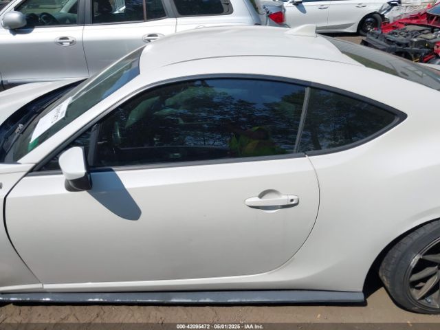 JF1ZNAA16G9702857 Scion FR-S