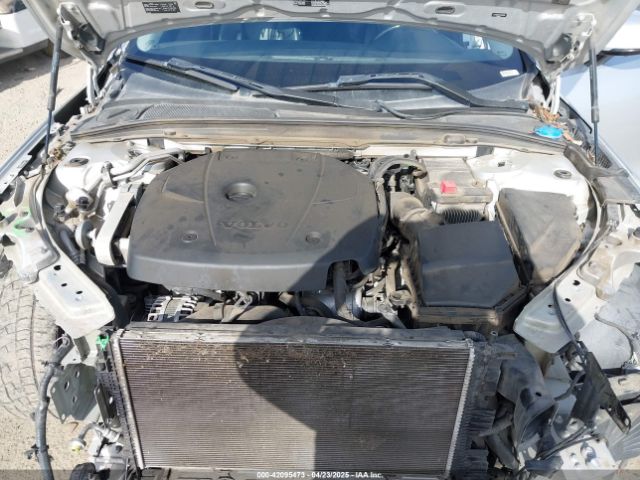 LVY102MKXJP055598 Volvo S90 T5 Momentum