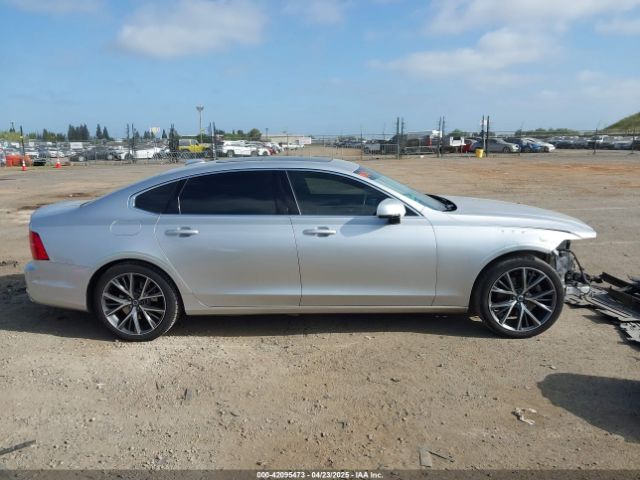 LVY102MKXJP055598 Volvo S90 T5 Momentum