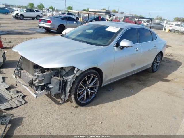 LVY102MKXJP055598 Volvo S90 T5 Momentum