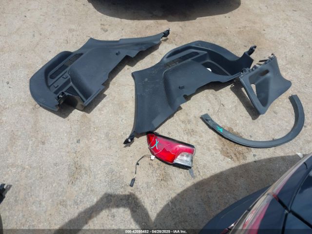 1FMCU0G67NUB83713 Ford ESCAPE SE