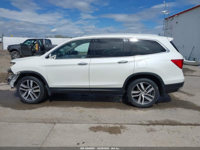 Honda j35y6 2017 5FNYF6H99HB102367 Image 15