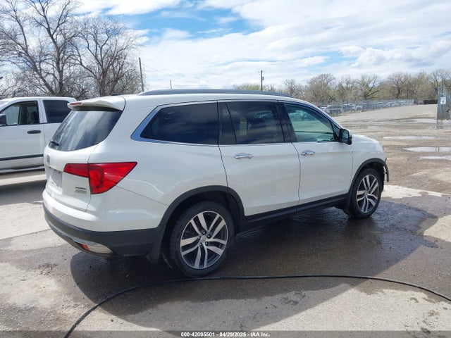 Honda j35y6 2017 5FNYF6H99HB102367 Image 4