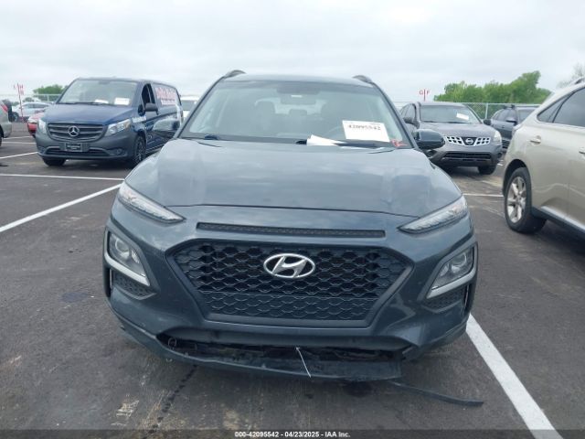 KM8K22AA0JU081724 Hyundai Kona Sel