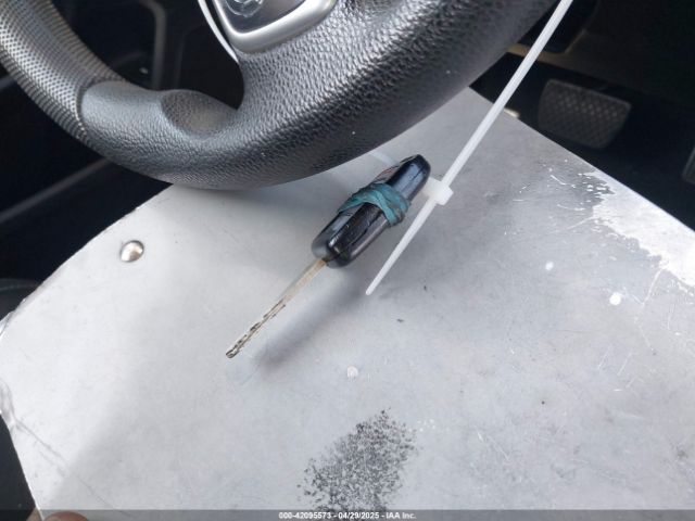 2HGFC2F60KH528713 Honda Civic Lx