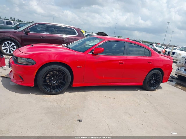 2C3CDXCT4KH575219 Dodge 2019