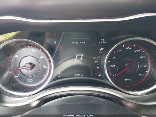 2C3CDXCT4KH575219 Dodge 2019