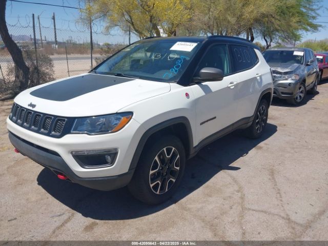 3C4NJDDB4KT780239 Jeep Compass Trailhawk 4x4