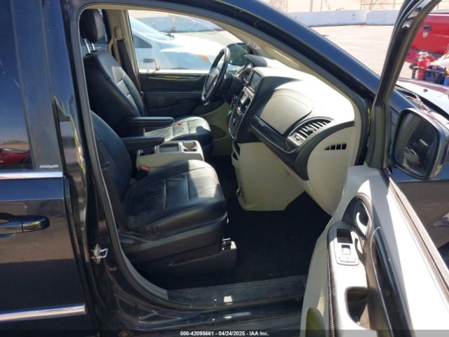 2011 CHRYSLER TOWN & COUNTRY 2A4RR5DG2BR702731 Photo 4