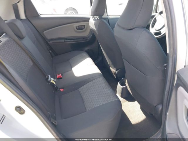 VNKKTUD35FA047627 Toyota YARIS L