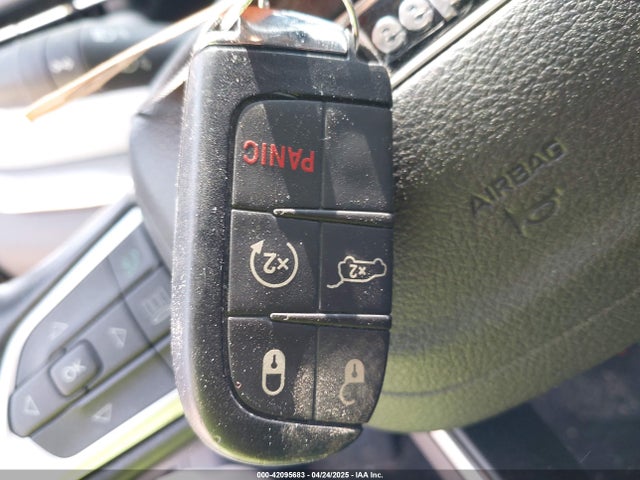 3C4NJDCB4NT158729 Jeep Compass Limited 4x4