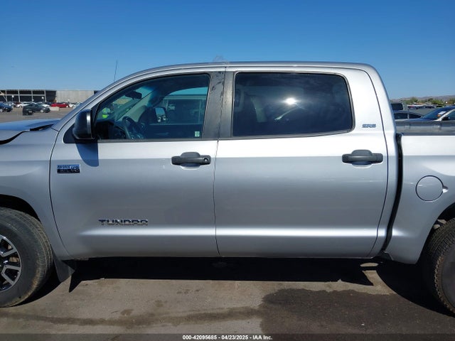 5TFDW5F11GX494190 Toyota Tundra Sr5 5.7l V8