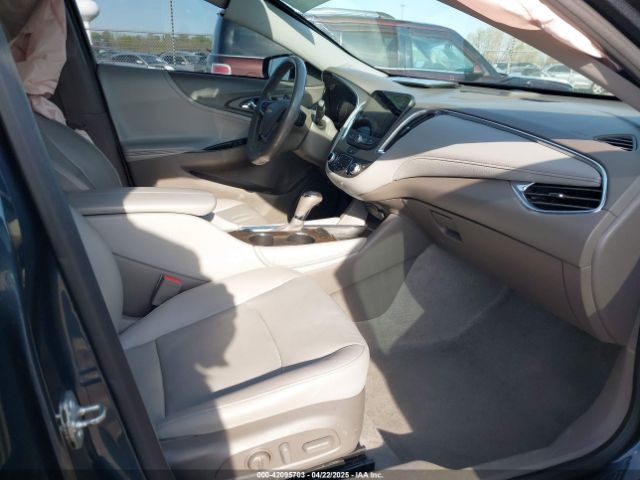 1G1ZE5SX0KF115464 Chevrolet Malibu Premier