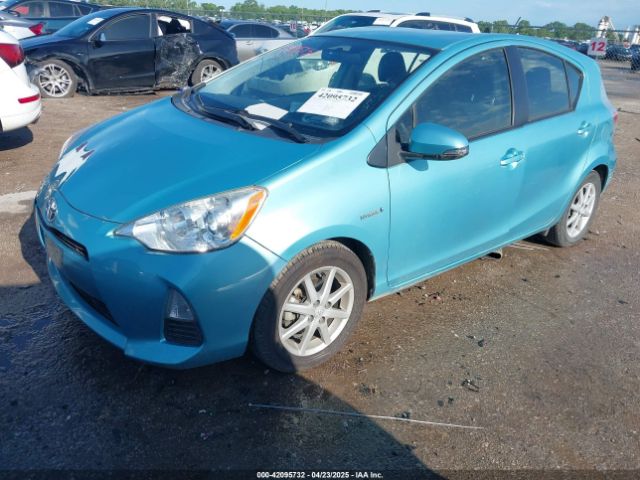 JTDKDTB32E1073930 Toyota Prius C Three
