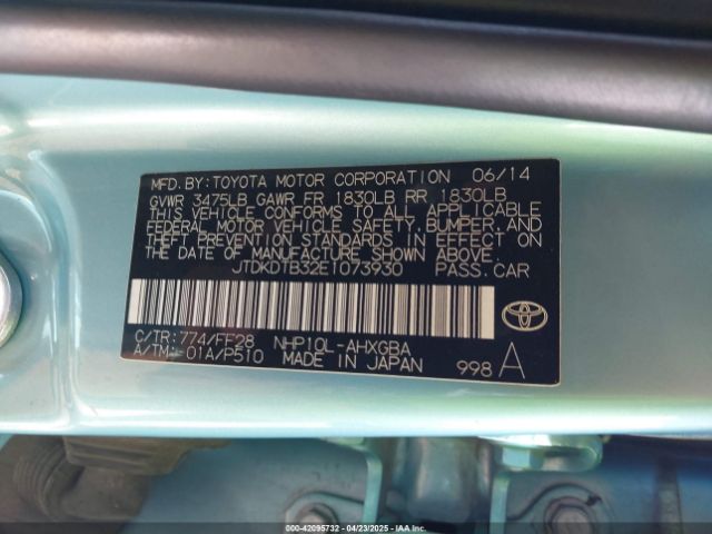 JTDKDTB32E1073930 Toyota Prius C Three