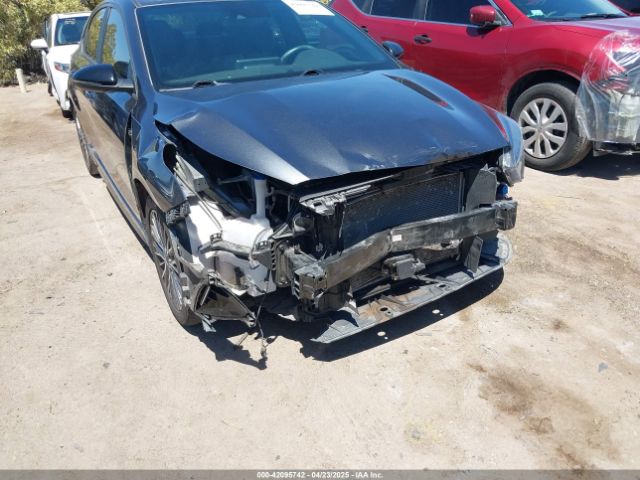 3KPF54AD0NE506964 KIA Forte Gt-line