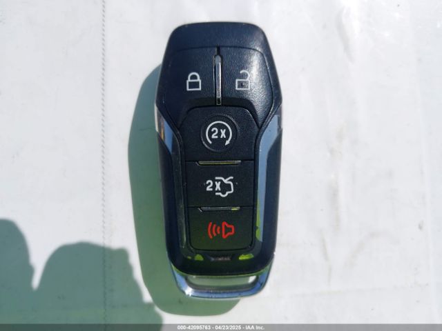 3LN6L2J92GR613317 Lincoln MKZ