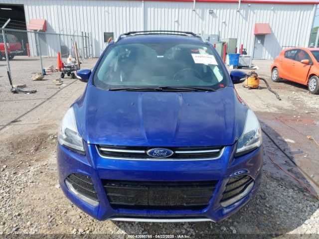 1FMCU9J90GUC86546 Ford Escape Titanium