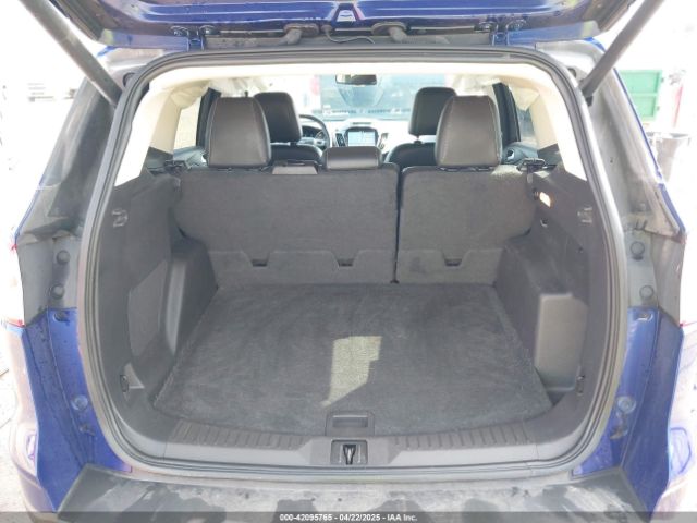 1FMCU9J90GUC86546 Ford Escape Titanium