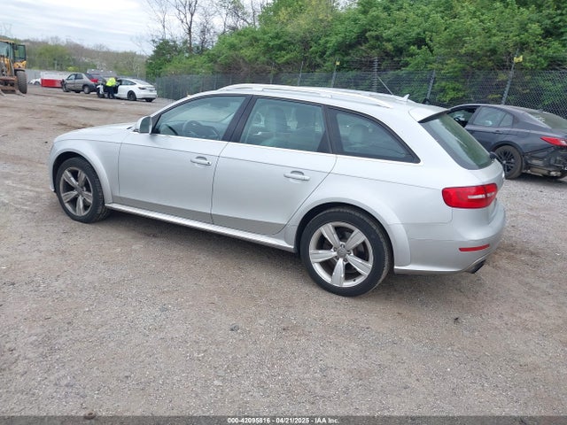 2013 AUDI ALLROAD WA1UFAFL0DA105820 Photo 2