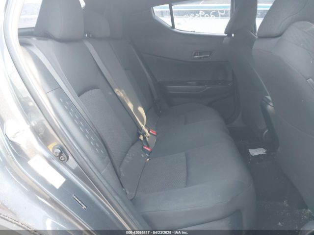 NMTKHMBX3JR009064 Toyota C-hr Xle Premium