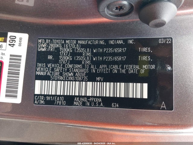 5TDYRKECXNS108735 Toyota SIENNA XLE