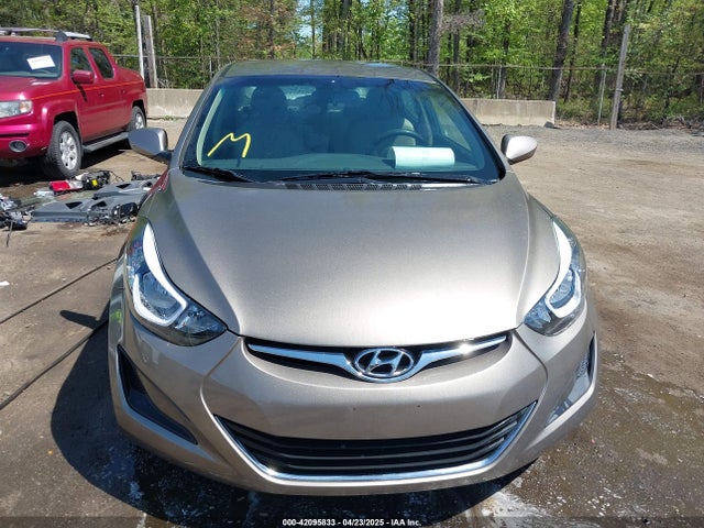 5NPDH4AE9FH559988 Hyundai ELANTRA SE