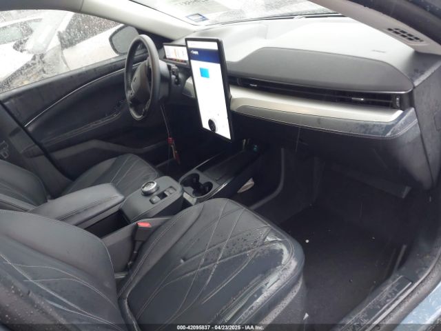 3FMTK1RM4PMA18023 Ford Mustang Mach-e Select