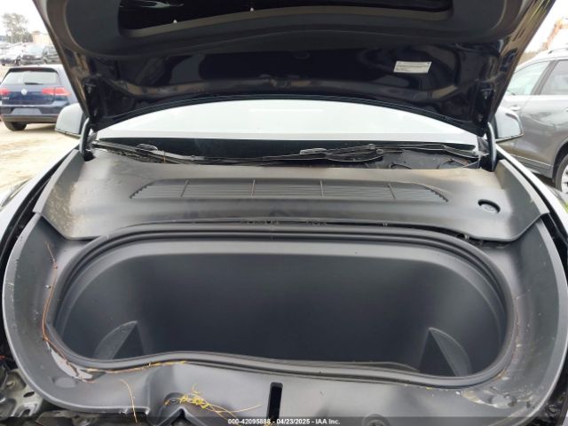 7SAYGDED8SF259764 Tesla Model Y Long Range Dual Motor All-wheel Drive