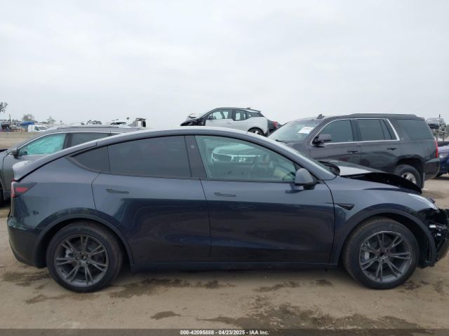 7SAYGDED8SF259764 Tesla Model Y Long Range Dual Motor All-wheel Drive