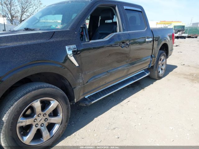 1FTFW1E82NKD90947 Ford F-150 Lariat