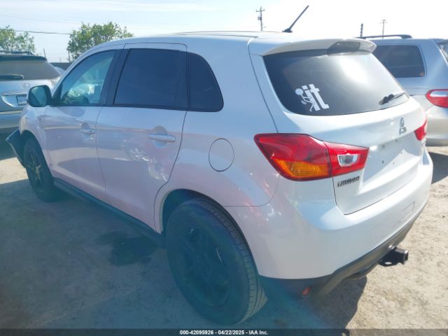 4A4AP3AU6FE048240 Mitsubishi Outlander Sport Es