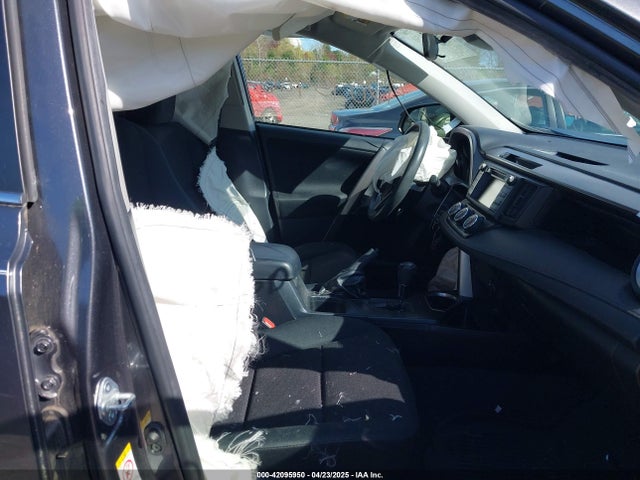Toyota RAV4 LE 2017 JTMBFREV5HJ160803 Image 5