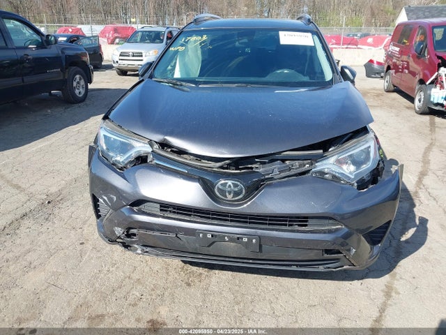 Toyota RAV4 LE 2017 JTMBFREV5HJ160803 Image 6