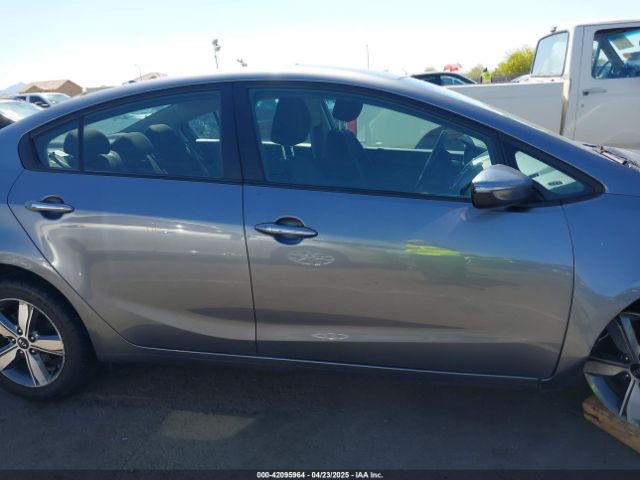 3KPFL4A77JE220538 KIA FORTE S