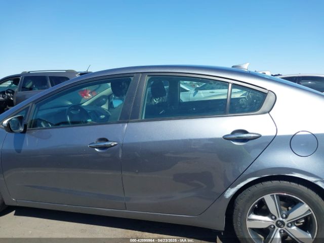 3KPFL4A77JE220538 KIA FORTE S