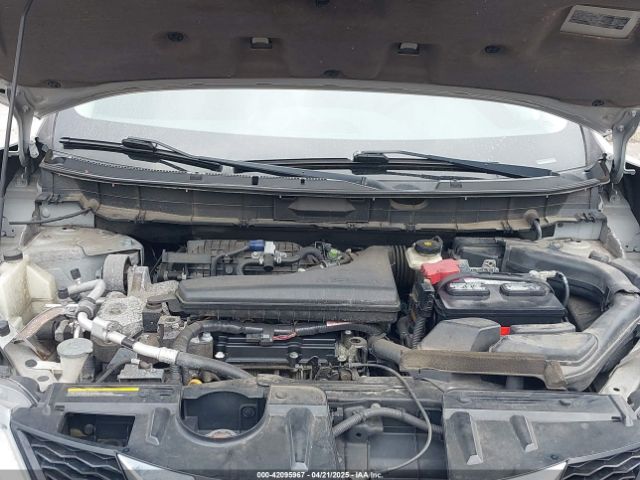 5N1AT2MVXEC776070 Nissan Rogue Sl