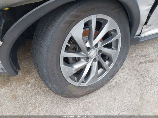 5N1AT2MVXEC776070 Nissan Rogue Sl