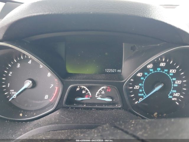 1FMCU0J91FUA27610 Ford Escape Titanium