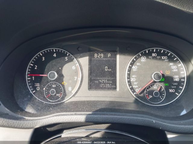 1VWAT7A32FC109349 Volkswagen Passat 1.8t Limited Edition