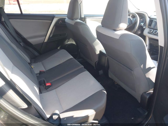 2T3ZFREV3EW123521 Toyota RAV4 LE