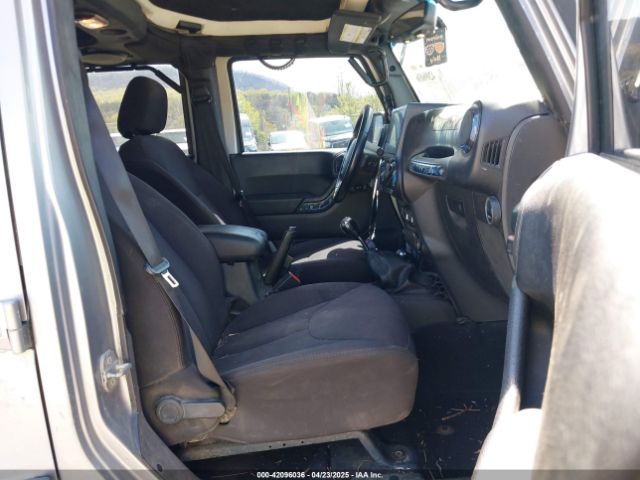 2014 JEEP WRANGLER UNLIMITED 1C4BJWDGXEL156813 Photo 4