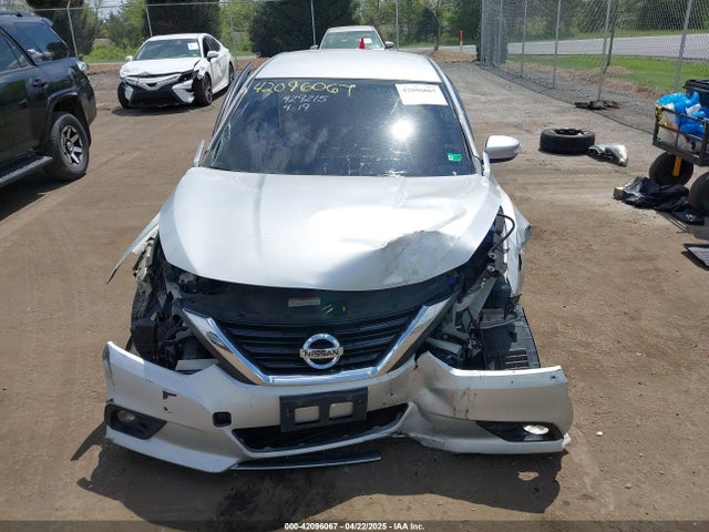 1N4AL3AP9JC192033 Nissan Altima 2.5 Sl