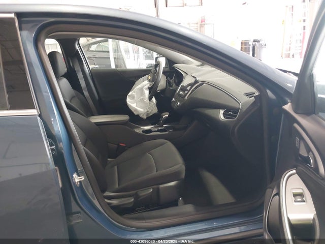 1G1ZD5ST0RF218782 Chevrolet Malibu Fwd 1lt