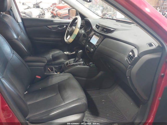JN8AT2MV9HW270354 Nissan Rogue Sl