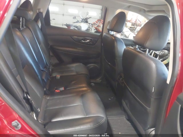 JN8AT2MV9HW270354 Nissan Rogue Sl